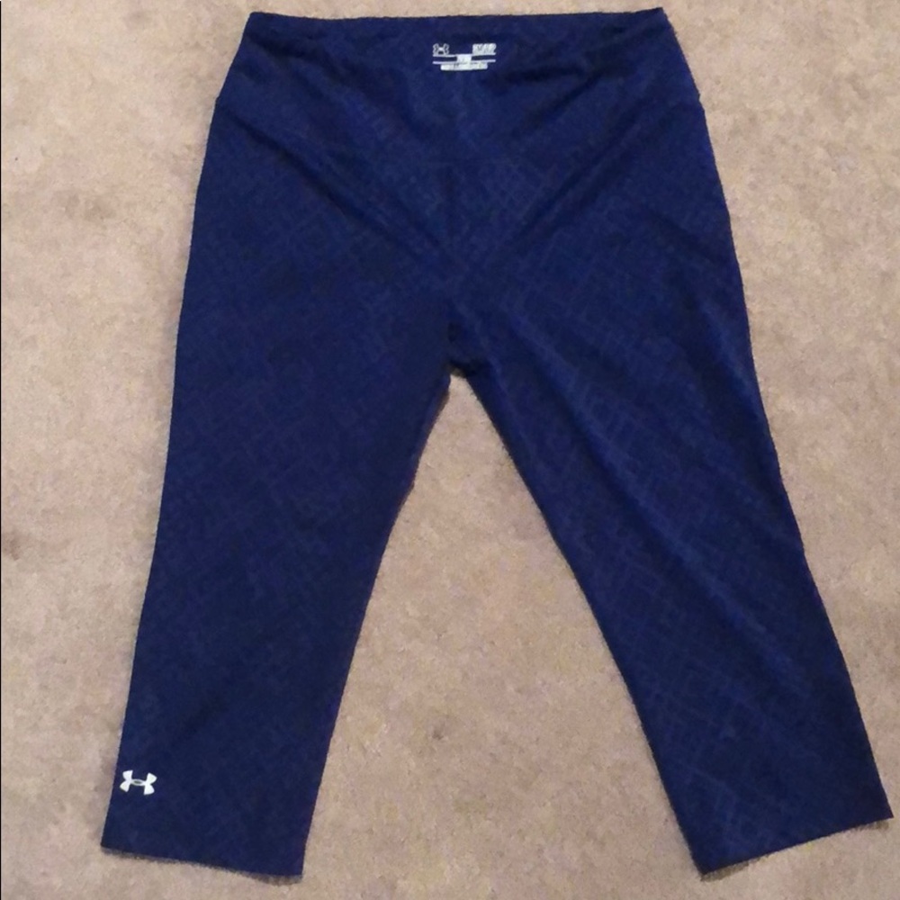 Under Armour fitted crop pant